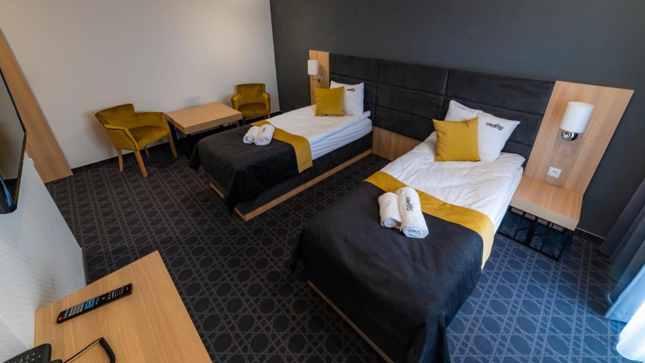 Hotel Nad Czernica Czarne  Eksteriør billede